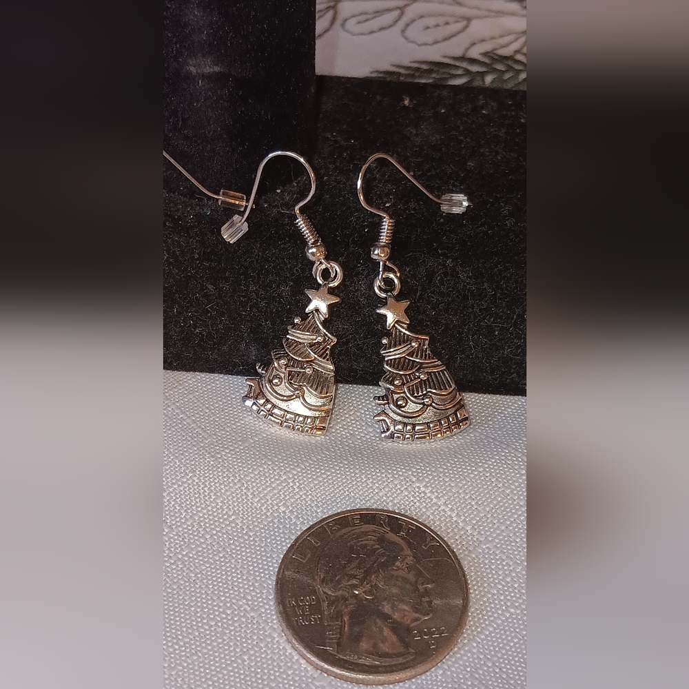 Handcrafted Christmas Tree earrings